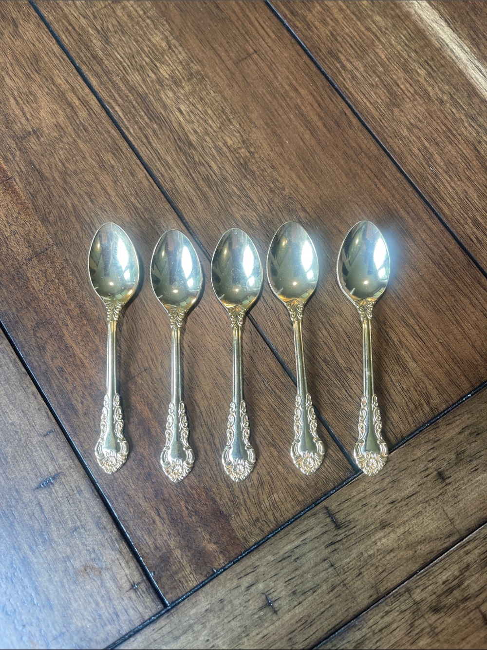Prestige Carmel stainless Elegant Gold-Tone Ornate Teaspoon Set - 5 Piece